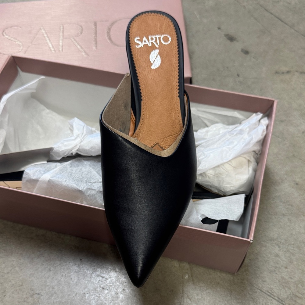 SARTO By Franco Sarto Black Pointed Leather Mule Heels - Picture 2 of 6